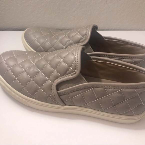Steve Madden| Steve Madden tan quilted sneakers size 7.5M - Picture 6 of 11